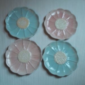 Set of 4 Roscher & Co. Flower Collection plates